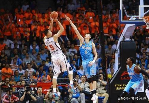 因为外界舆 因为外界舆