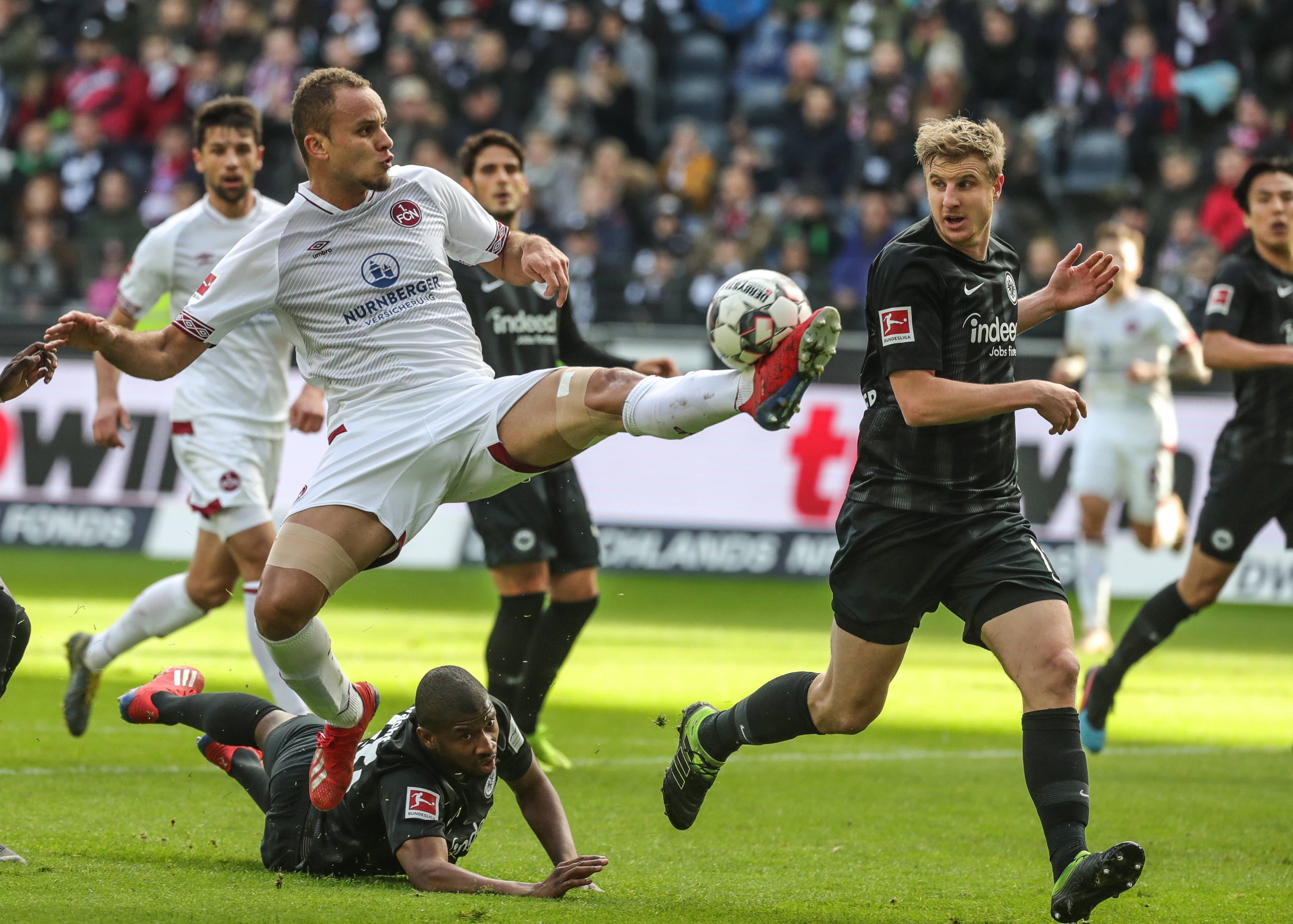 攻端和防守 攻端和防守