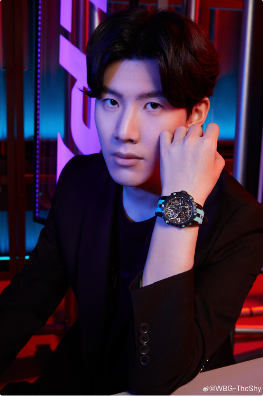 安东尼-戴维斯手术危机：独行侠的未来命运如何？