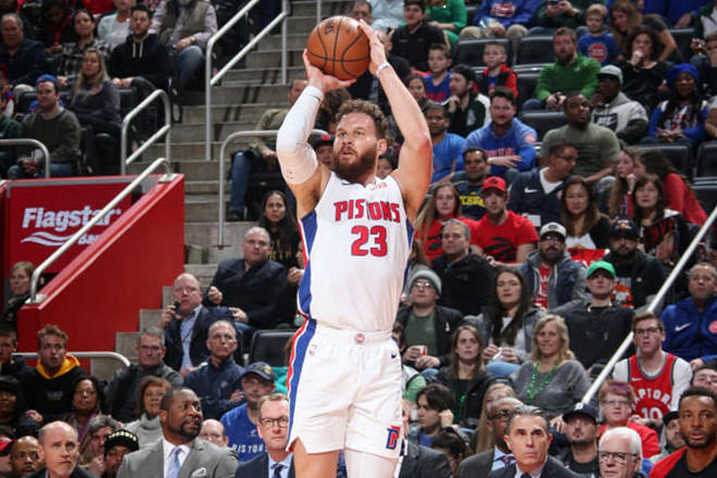 安东尼-戴维斯手术危机：独行侠的未来命运如何？