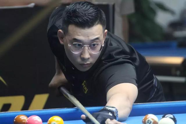 三连平追赶榜首速度严重放缓 曼城需要“加油”了